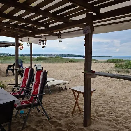 Ultimate Caravan Experience - 1st Line Gradina Village de vacances *