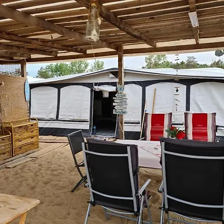 Village de vacances Ultimate Caravan Experience - 1st Line Gradina