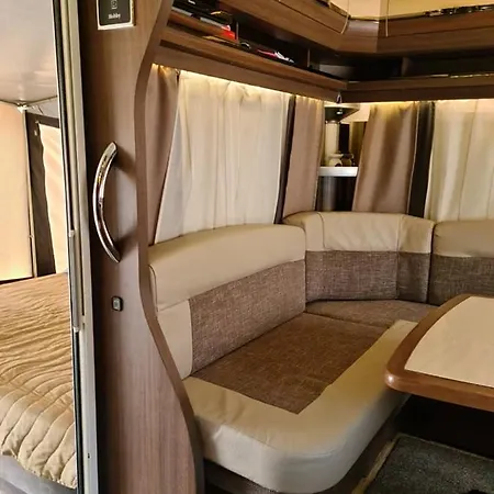 Prázdninový areál Ultimate Caravan Experience - 1st Line Gradina Sozopol