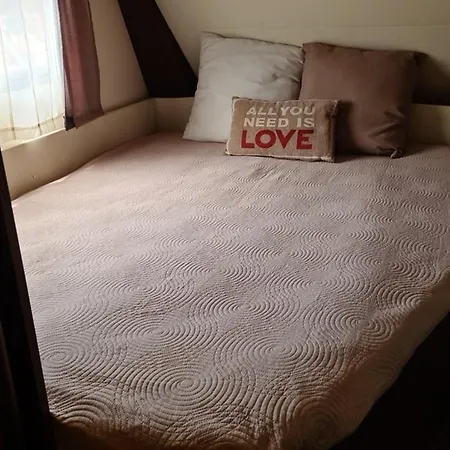 Ultimate Caravan Experience - 1st Line Gradina *