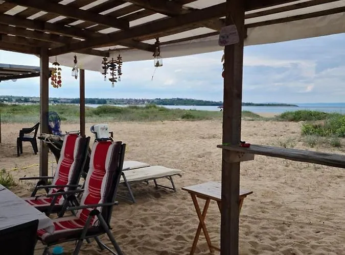 Ultimate Caravan Experience - 1st Line Gradina Tatil parkı *